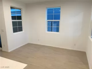 Photo #3: 2720408 Listing 