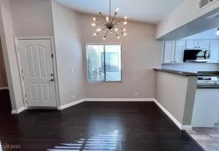 Photo #2: 2720417 Listing 