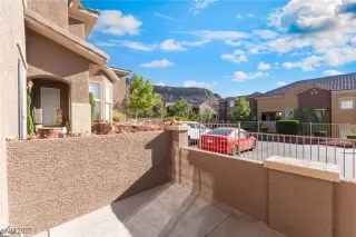 Photo #2: 2720422 Listing 