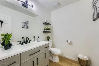 Photo #5: 2720439 Listing