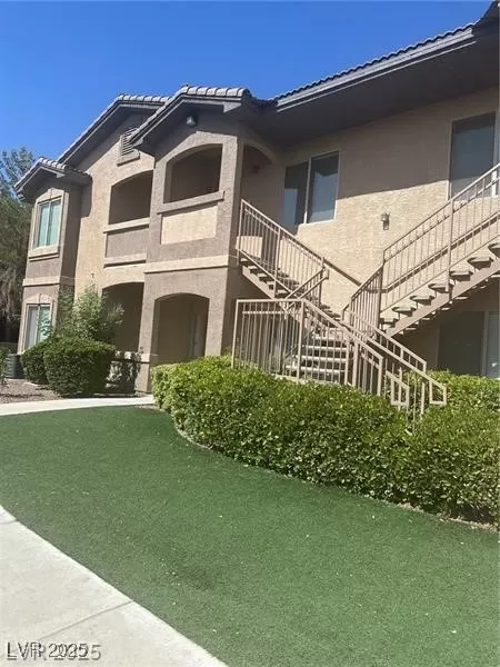 MLS: 2720503 Condo For Sale