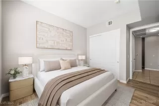 Photo #2: 2720533 Listing 