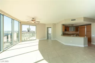 Photo #3: 2720546 Listing 