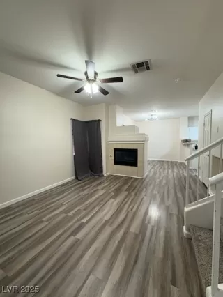 Photo #2: 2720565 Listing 