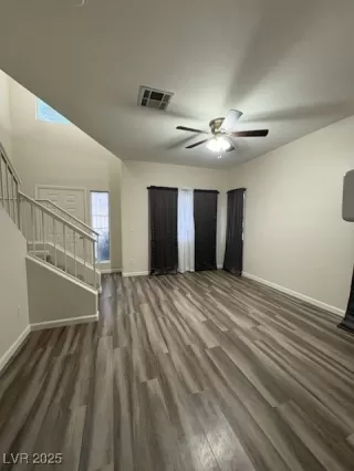 Photo #5: 2720565 Listing 