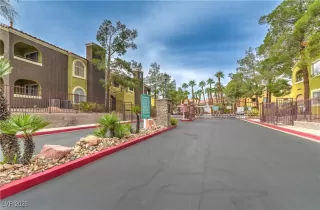 More Details about MLS # 2720567 : 7950 WEST FLAMINGO ROAD 1085
