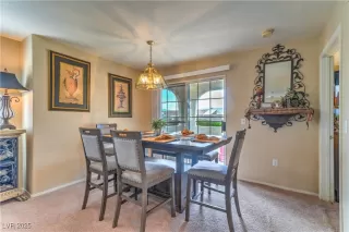 Photo #6: 2720567 Listing