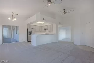 Photo #4: 2720568 Listing 