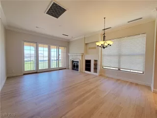 Photo #2: 2720580 Listing 