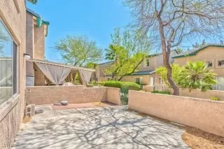 Photo #3: 2720581 Listing 