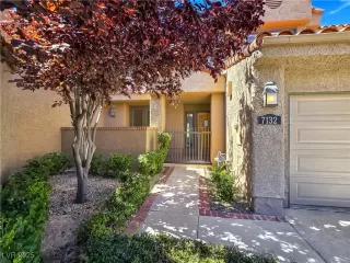 Photo #1: 2720687 Listing 