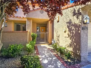 Photo #2: 2720687 Listing 