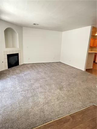 Photo #6: 2720693 Listing 