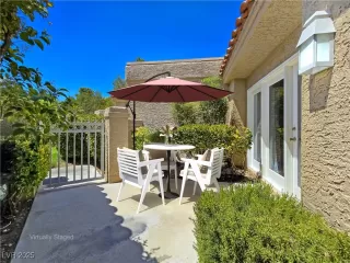 Photo #2: 2720694 Listing