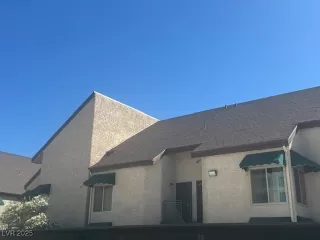 Photo #4: 2720721 Listing 