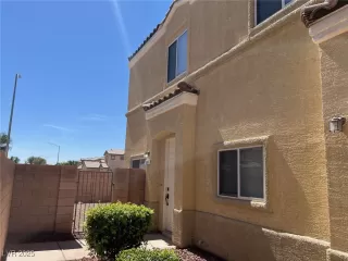 Photo #3: 2720745 Listing 