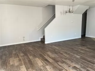 Photo #6: 2720745 Listing 