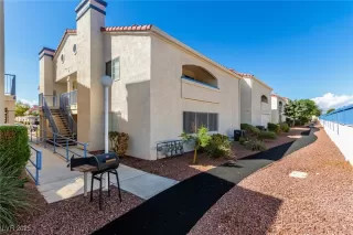 Primary Photo for MLS#: 2720749