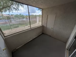 Photo #4: 2720787 Listing 