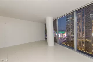 Photo #6: 2720795 Listing 