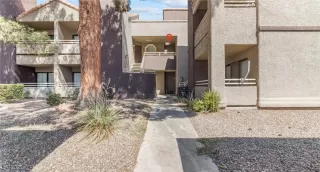 Photo #1: 2720814 Listing 