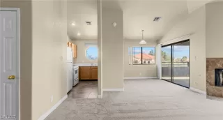 Photo #4: 2720814 Listing 