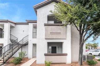 Photo #2: 2720826 Listing 