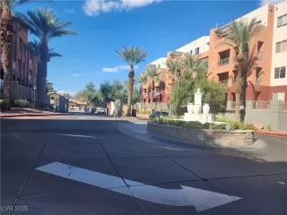 Photo #1: 2720843 Listing 