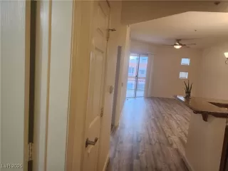 Photo #6: 2720843 Listing 