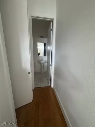 Photo #4: 2720848 Listing 