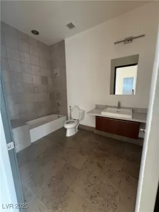 Photo #6: 2720848 Listing 