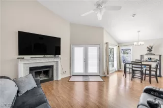 Photo #6: 2720875 Listing 