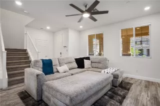 Photo #3: 2720876 Listing 