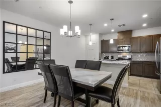 Photo #6: 2720876 Listing 