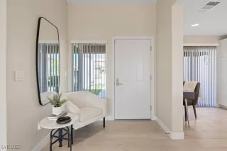 Photo #4: 2720881 Listing 