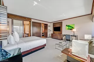 Photo #5: 2720886 Listing 