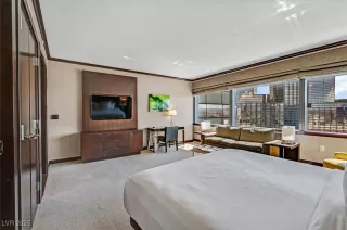 Photo #6: 2720886 Listing 