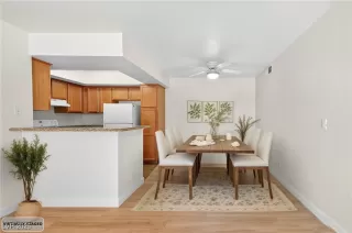 Photo #4: 2720892 Listing 