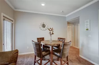 Photo #5: 2720900 Listing