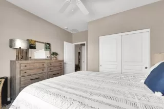 Photo #5: 2720929 Listing