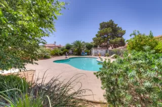 Photo #1: 2720961 Listing 