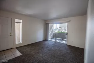 Photo #1: 2720965 Listing 