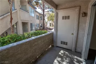 Photo #5: 2720965 Listing 