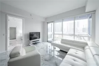 Photo #2: 2720982 Listing 