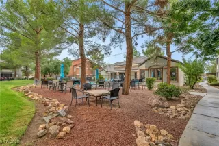 Photo #1: 2721002 Listing 