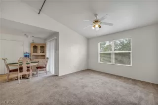 Photo #3: 2721002 Listing 