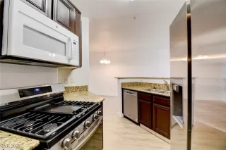 Photo #6: 2721017 Listing 