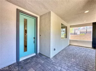 Photo #4: 2721046 Listing 