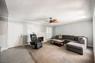 Photo #4: 2721091 Listing 