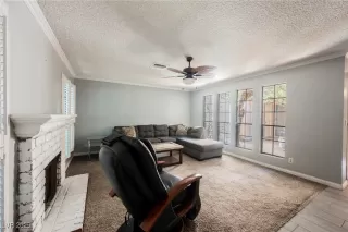 Photo #5: 2721091 Listing 